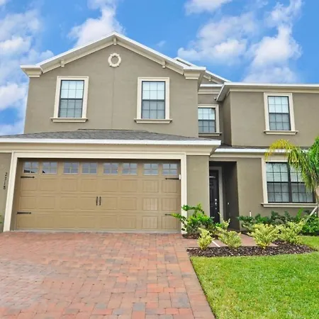 Providence At Victoria Woods 2318 - Six Bedroom Pool Home